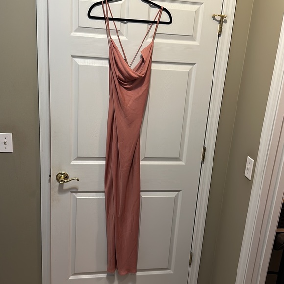 NWT Michael Costello Braxton Dress - Picture 3 of 3
